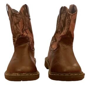 Garanimals Toddler Camo boots size 5